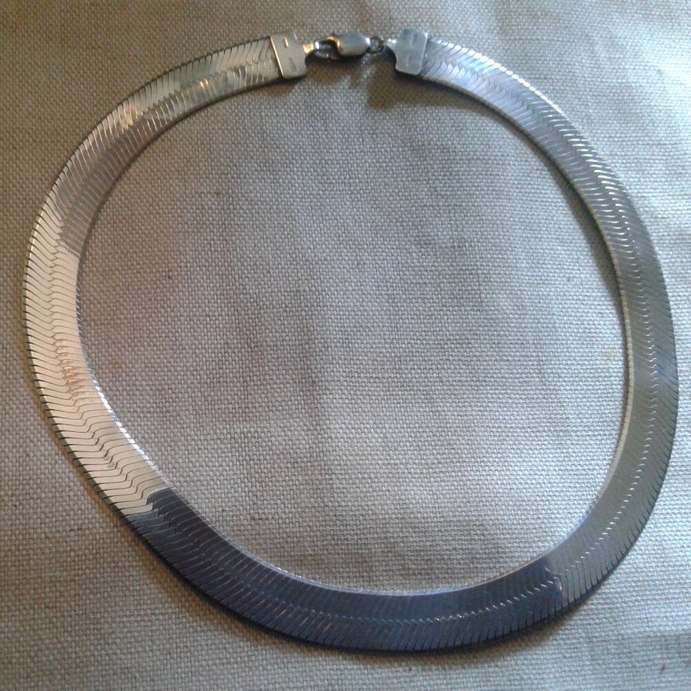 Vintage!  Sterling Silver Flex Herringbone Necklace